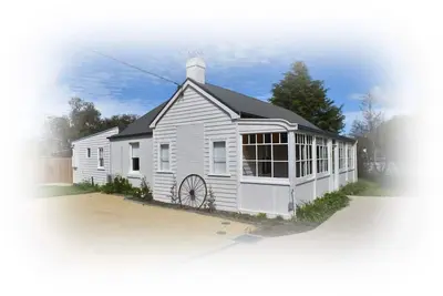 Image de \"Baker's Cottage\" in Historic Richmond, Sleeps 6
