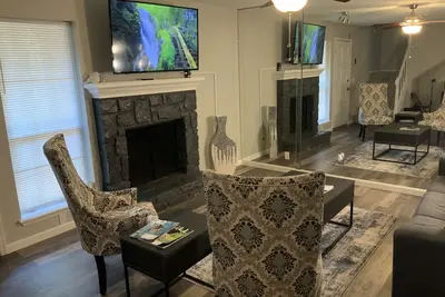 Image de Gigi’s Luxury Condo 2. 0 Great Location