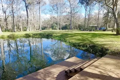 Image de Huge House W Dock\/Direct Access To Rainbow River! 🌈 Kayaks Included A++Location