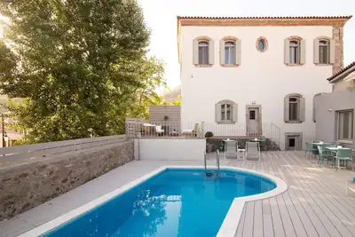 Image de Magnificent 1850s Eressian Villa Hotel in Lesvos!