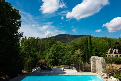 Image de 4-5 pers (115 m² ) 2 chambres, 2 SdB, 2 Wc grand séjour- salon cuisine ouverte