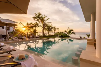 Image de 8 Bdr Beach Front Villa- Private Chef- Retreats- Weddings-Family Gatherings-Golf