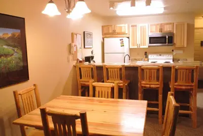 Image de Well-appointed Condo Near Chairlifts