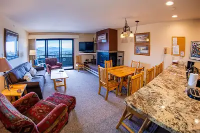 Image de Nicely Furnished Condo with Valley Views