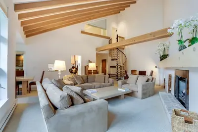 Image de Golden Peak Ski-in Ski-Out Residence