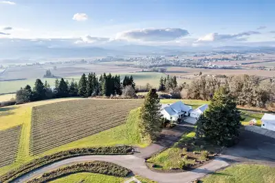 Image de Great Deals on Summer Stays!