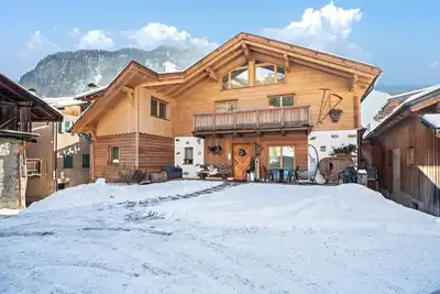Chalet \"Osmar Suite 2\" avec vue sur les montagnes, balcon et Wi-Fi
