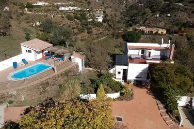 Image de Villa Palmera, piscine, vue sur mer