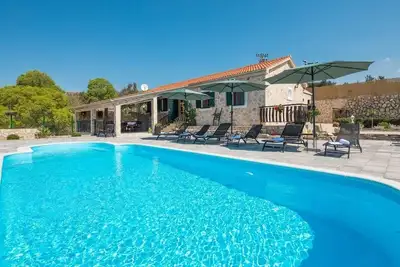 Image de Maison de vacances Rogoznica pour 1 - 6 personnes avec 3 chambres à coucher - Maison de vacances