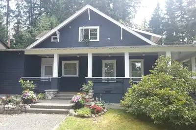 Image de Craftsman Duplex in Old Town Issaquah - Free Wi-Fi