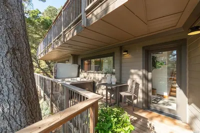 Image de Mill Valley Retreat. Amazing Views. Great location.