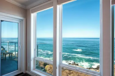 Image de Promo! Top Floor, Corner Oceanfront Condo - Indoor Pool/Hot Tub/Wifi and Hdtv!