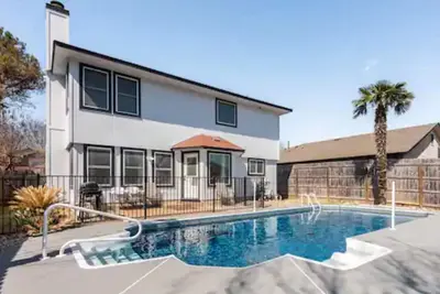 Image de Beautiful Resort Style Home