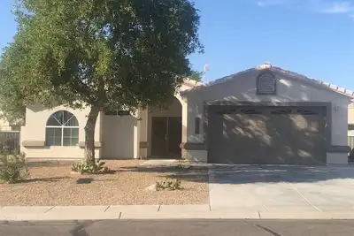 Image de Quiet Golf Community Home: 3 Bedroom - 2 Bath W/Private Pool