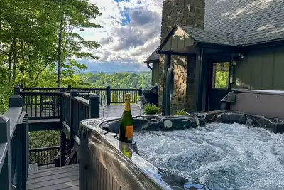 Star View Cabin Hot Tub*Pets Ok*Long Range Views*K K Q 4tb