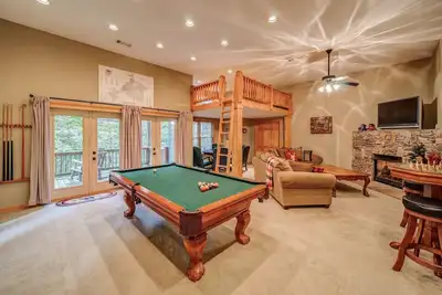Image de Cold Stream Cabin - 4 Bedroom 3. 5 Bath Retreat in Coosawattee River Resort!
