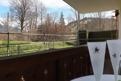 Image de Joli appartement pour 4 personnes avec Wifi, Tv, balcon, vue panoramique et parking