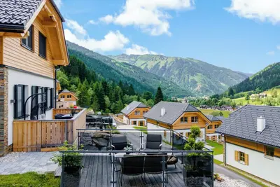 Image de Chalet de luxe avec bain à remous et sauna