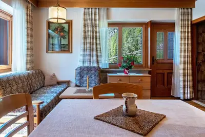 Image de Appartement \"Cesa Soramurat 3\" avec vue sur la montagne, balcon et jardin partagé