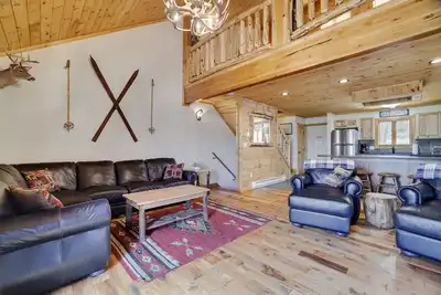 Image de Camelback Cabins 103 in Poconos Ski on off block parking level no steps to unit