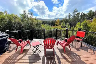 Image de Hl96 Single family home with views and lots of space! Privacy, convenience, Ac and Dog Friendly!