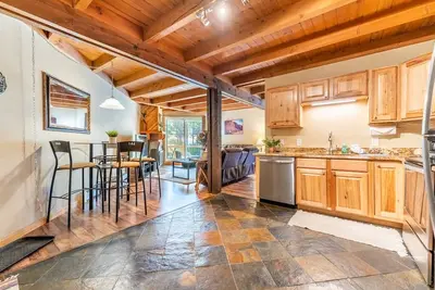 Image de Beautiful Centrally Located Condo in Silverthorne w/ Easy Access to Ski Areas