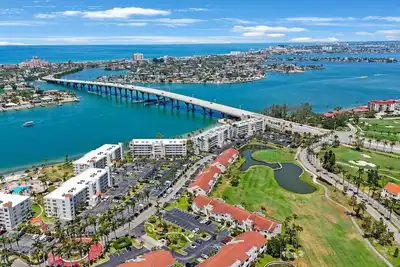 Image de Near Beach & Ft. DeSoto Bike Trails!