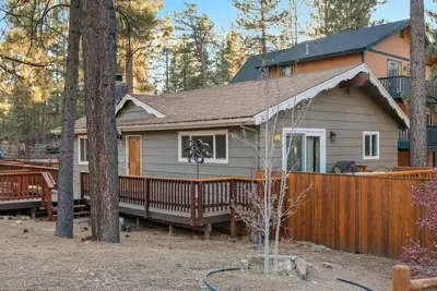 Image de 5-minute walk away from Big Bear Lake + A/C!