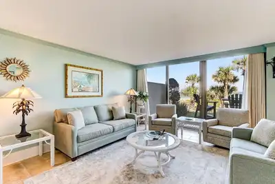 Image de Oceanfront | Beach Right Out the Back Door of this Updated Beach Walker Villa