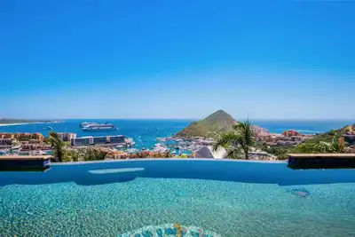 Image de Spectacular Private Luxury Villa with Ocean View!