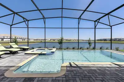 Lakeview Luxury Villa with Everything!