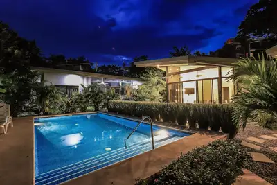 Private Villa w\/Butler Service~ Walk to Tamarindo