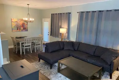 Image de Awesome Pitkin retreat with hot tub easy access to free Tov bus route
