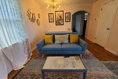 Image de The Little House // Stylish & Cozy ~ 2 mi from Mayo Clinic