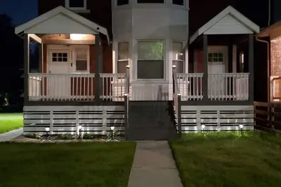 Image de Spacious Home Located In The Heart Of Detroit, Minutes From Downtown