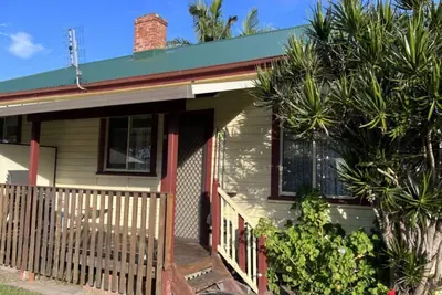 Image de Neat & Tidy Coastal Cottage