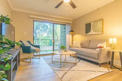 Image de Indulge in Luxury: 1br King Suite | Unwind in Para