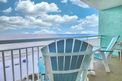 Image de 1 Bedroom1 Direct Gulf Front Condo. (Balcony Closed See Remarks Under About)