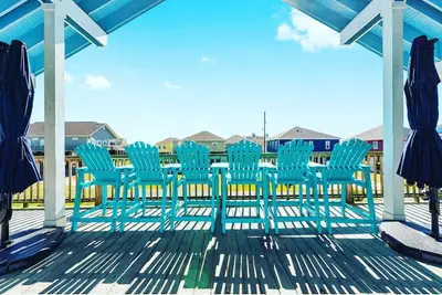 Image de Remodeled-Beach Views-Incredible Breeze-Sleeps 14- Child Friendly