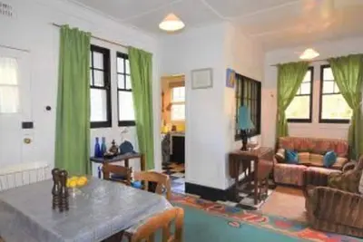 Image de Retro Beach Cottage - Cape Patterson