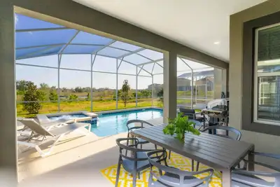 Image de Gorgeous 6Bd Pool Home Star Wars w Game Room 712