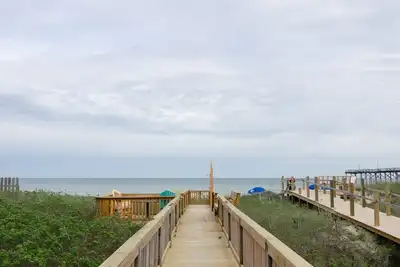 Image de Historic pet friendly home on ocean