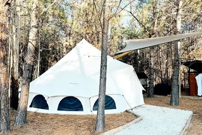 Image de 🐻 Big Bear Glamping | Spacious Forest Retreat 🌲🔥 Sleeps 8
