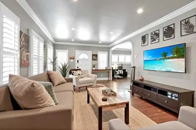 Image de 1st floor・walk to beach, downtown・2-car garage・patio