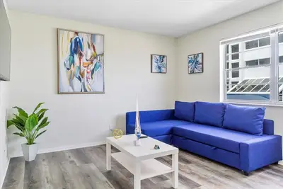 Image de Cozy 1br Intracoastal View, 5mins Beach & Airport<br>-Ideal for Long Stays