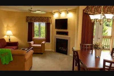 Image de Massanutten Resort Double units- up to 16 people Holiday week