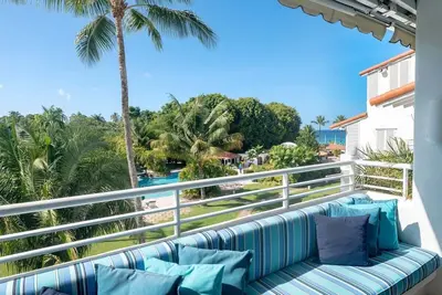 Beachside apartment with shared pool - Glitter Bay Estate 309