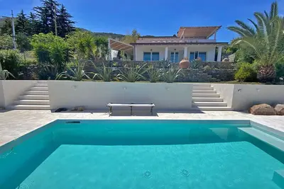Beautiful Villa with sea view and private pool