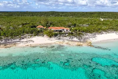 Image de Cat's Cove, Pigeon Cay - 2 Acres w\/ Private Beach