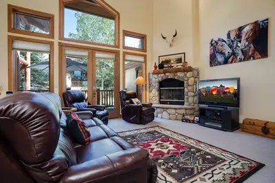 Image de X2685 | A/C Units | Valley and Mtn Views | Nice Furnishings | Hot Tub | Pool